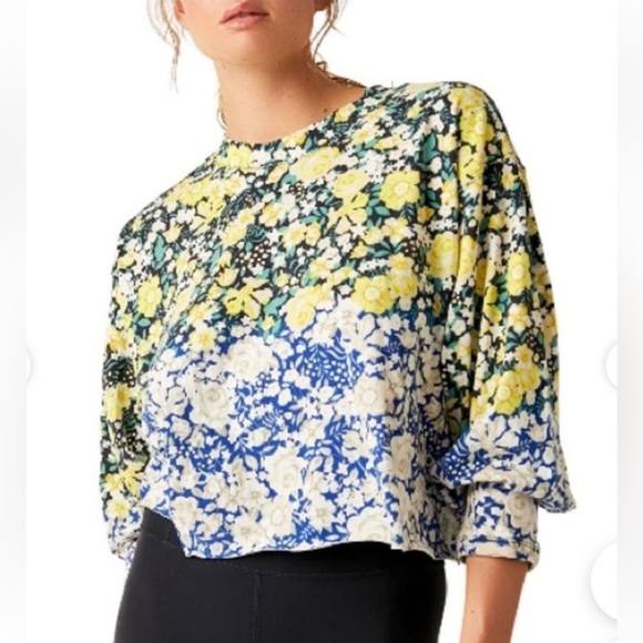Free People Movement Inspire Oversized Floral Printed Layer Tee Size XS NWT - Picture 2 of 11